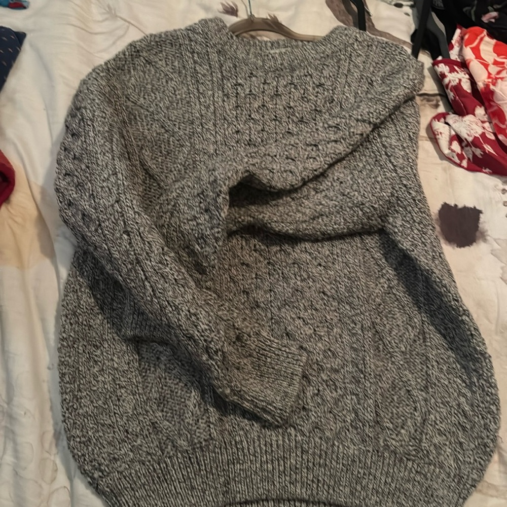 Men's Cable Knit Sweater